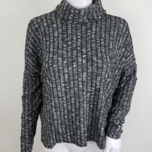American Eagle Ribbed Turtleneck
